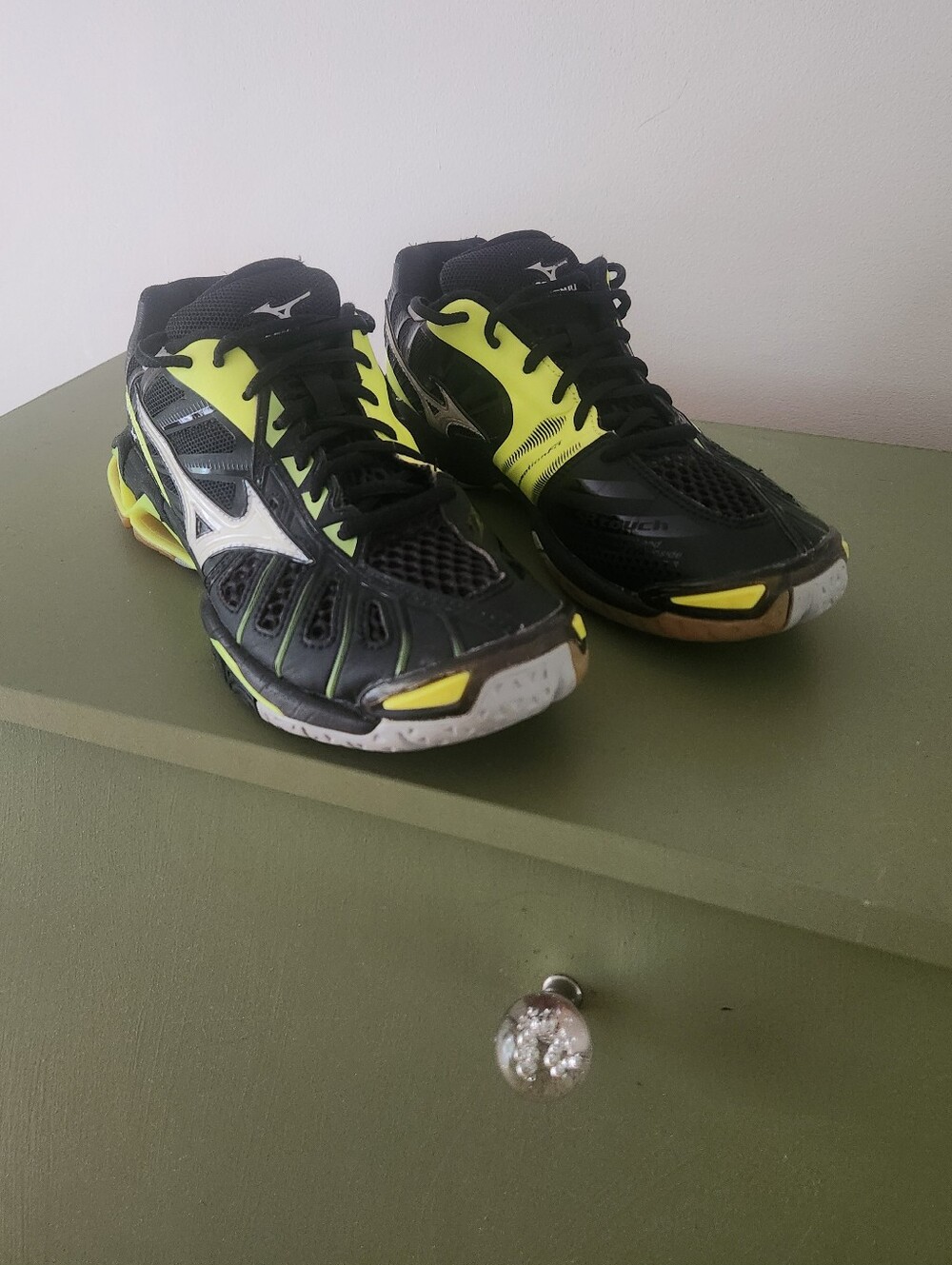 Mizuno Womens Shoes Sz9